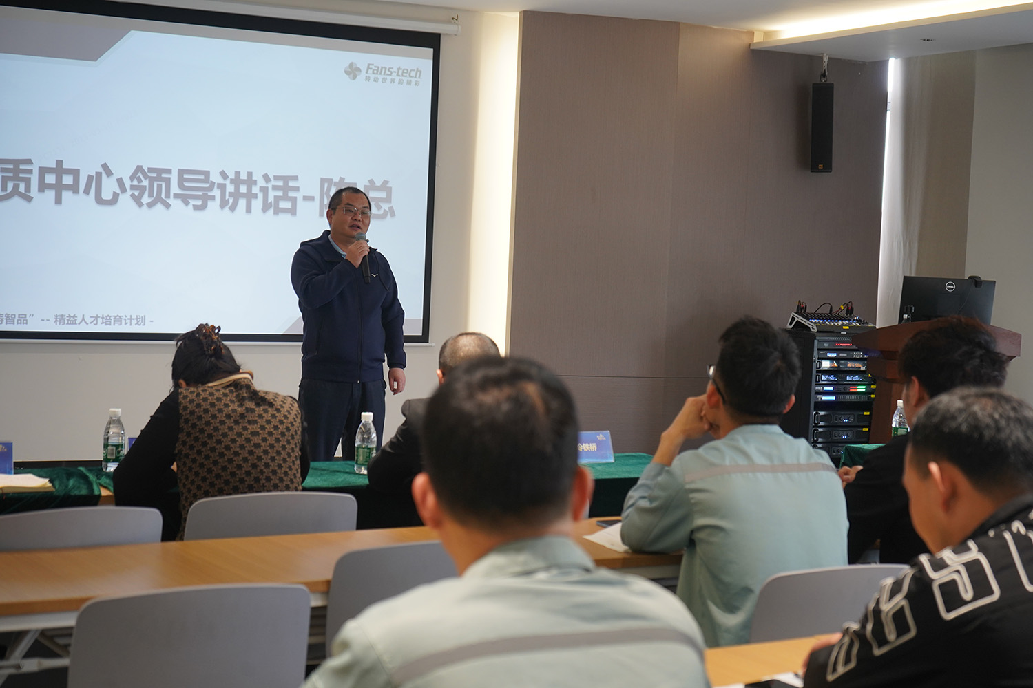 DSC06413(1).jpg DSC06413(1).jpg